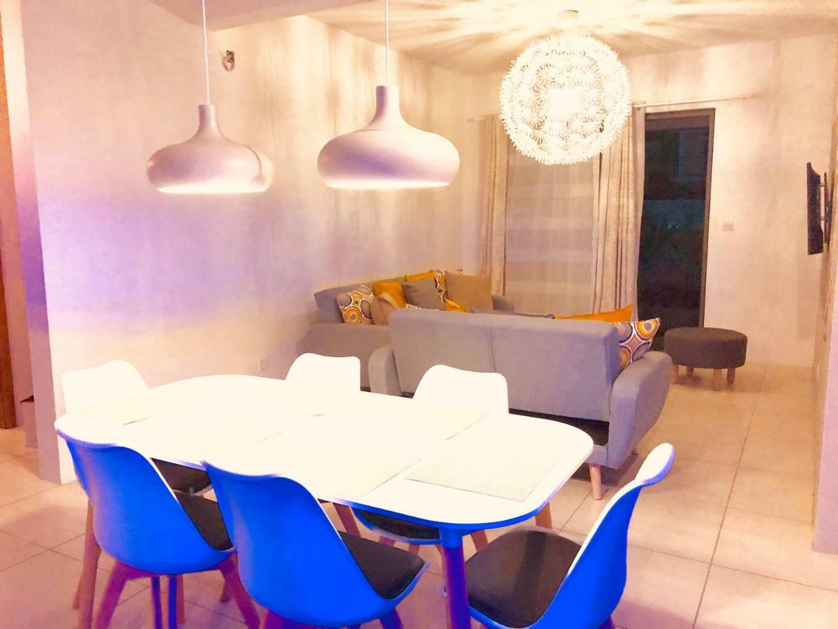 Luxury Westwood Apartment+Pool Flic-en-Flacq Εξωτερικό φωτογραφία