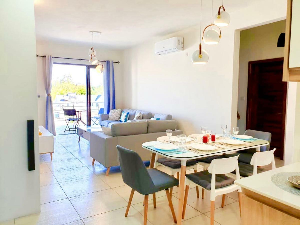 Luxury Westwood Apartment+Pool Flic-en-Flacq Εξωτερικό φωτογραφία